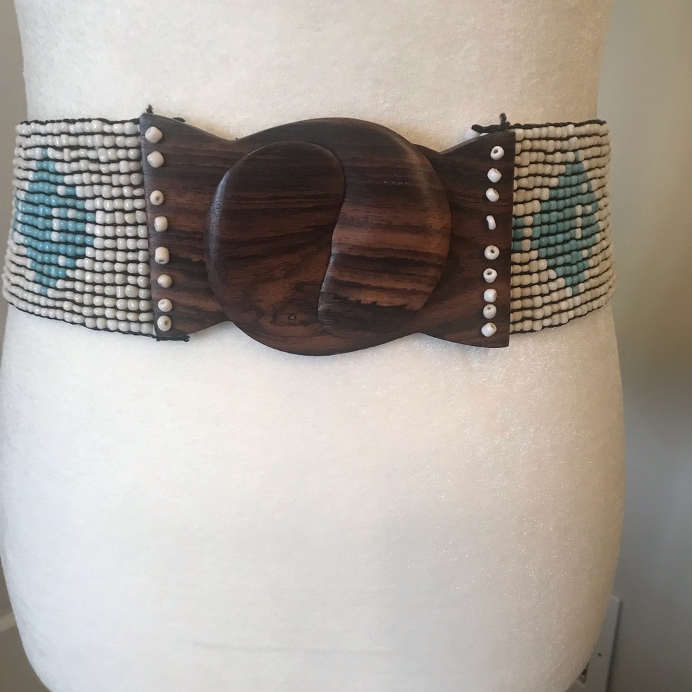 NWOT beaded belt, size XS/S, perfect condition